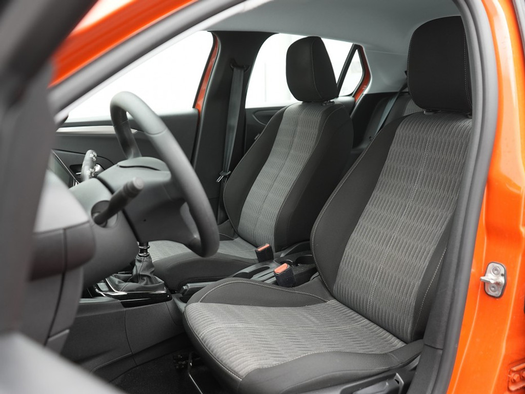 Opel Corsa 1.2 Edition Carplay | Cruise | LM-Velgen | PDC | Airco | El.Spiegels |