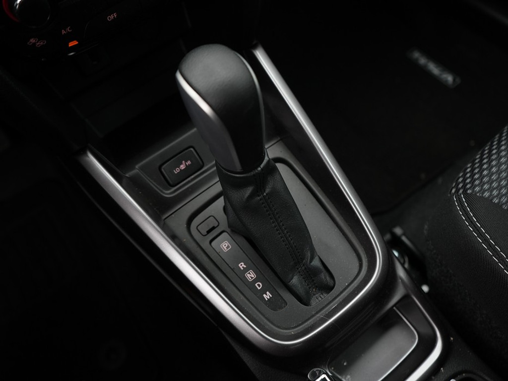 Suzuki Vitara 1.4 Select Automaat | Navi | Adaptief Cruise | Climate | Stoelverwarming | Achteruitrijcamera |