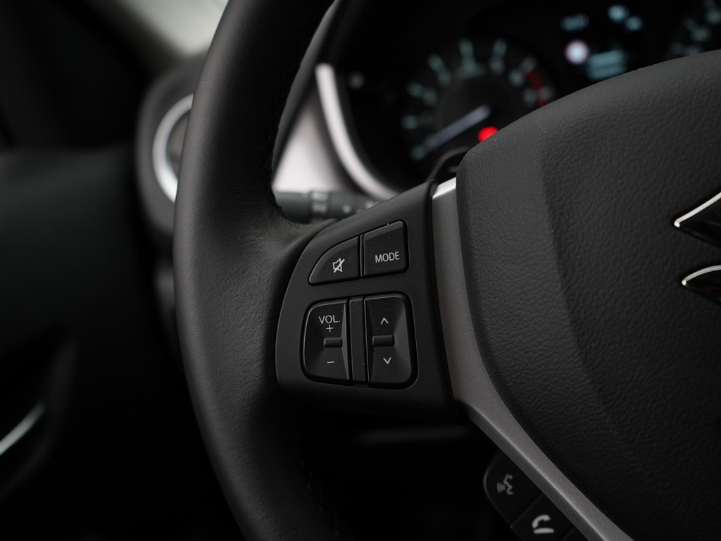 Suzuki Vitara 1.4 Select Automaat | Navi | Adaptief Cruise | Climate | Stoelverwarming | Achteruitrijcamera |