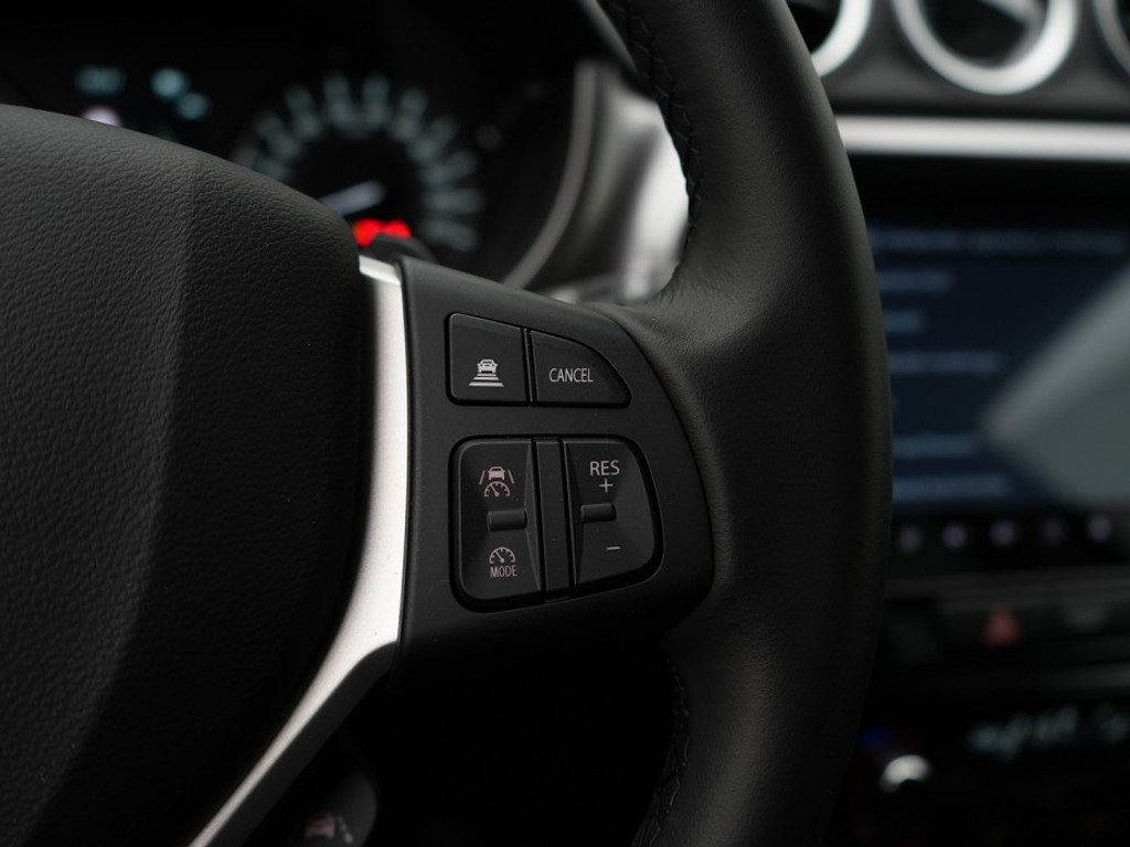 Suzuki Vitara 1.4 Select Automaat | Navi | Adaptief Cruise | Climate | Stoelverwarming | Achteruitrijcamera |