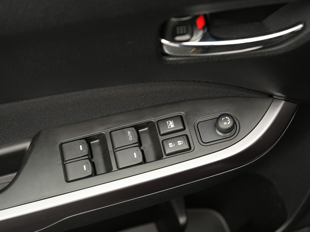 Suzuki Vitara 1.4 Select Automaat | Navi | Adaptief Cruise | Climate | Stoelverwarming | Achteruitrijcamera |