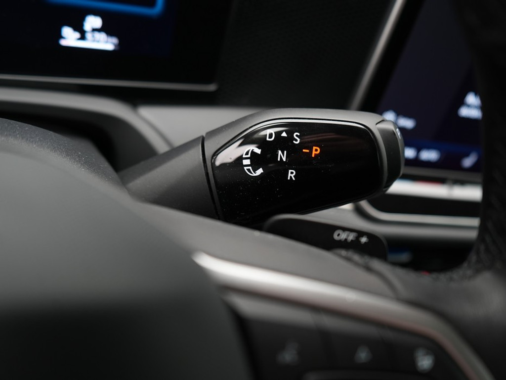 Volkswagen Passat Variant 1.5 eHybrid Business El. Trekhaak | Adaptief Cruise | Stoel & Stuurverwarming | Head-Up |