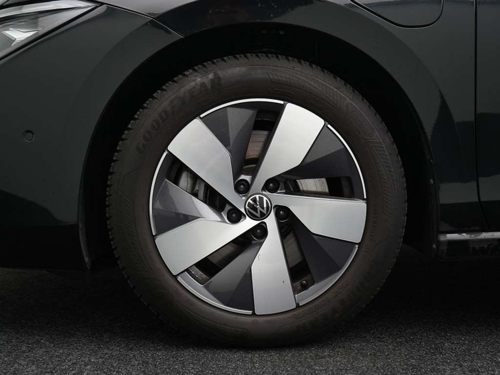 Volkswagen Passat Variant 1.5 eHybrid Business El. Trekhaak | Adaptief Cruise | Stoel & Stuurverwarming | Head-Up |