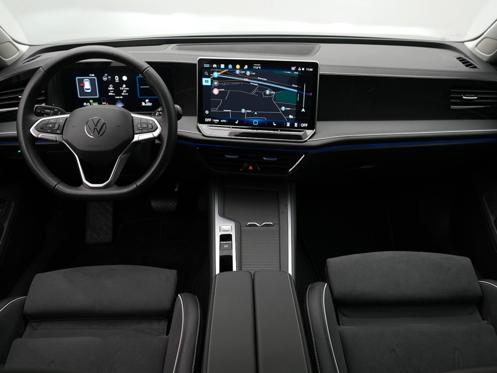 Volkswagen Passat Variant 1.5 eHybrid Business El. Trekhaak | Adaptief Cruise | Stoel & Stuurverwarming | Head-Up |