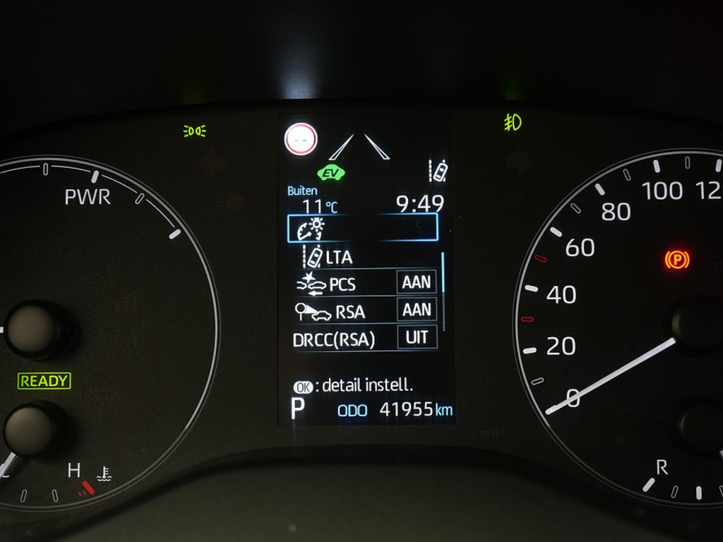 Mazda 2 Agile Stoel & Stuurverwarming | Adaptief Cruise | Achteruitrijcamera | Carplay | Climate