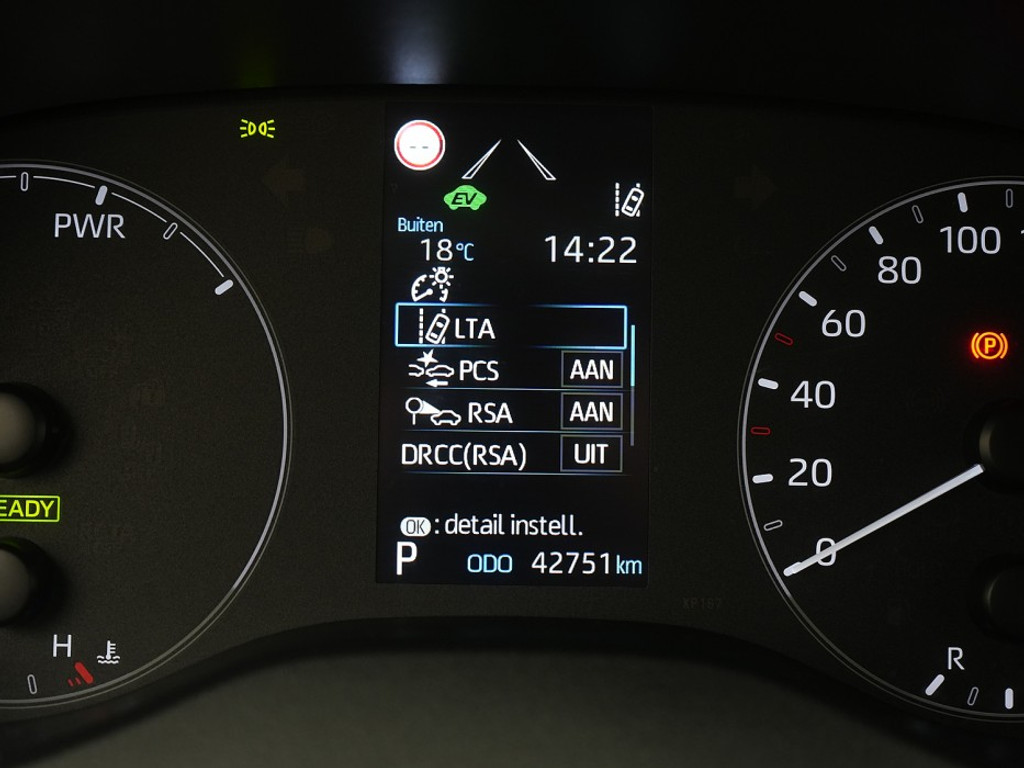 Mazda 2 Agile Stoel & Stuurverwarming | Adaptief Cruise | Achteruitrijcamera | Carplay | Climate