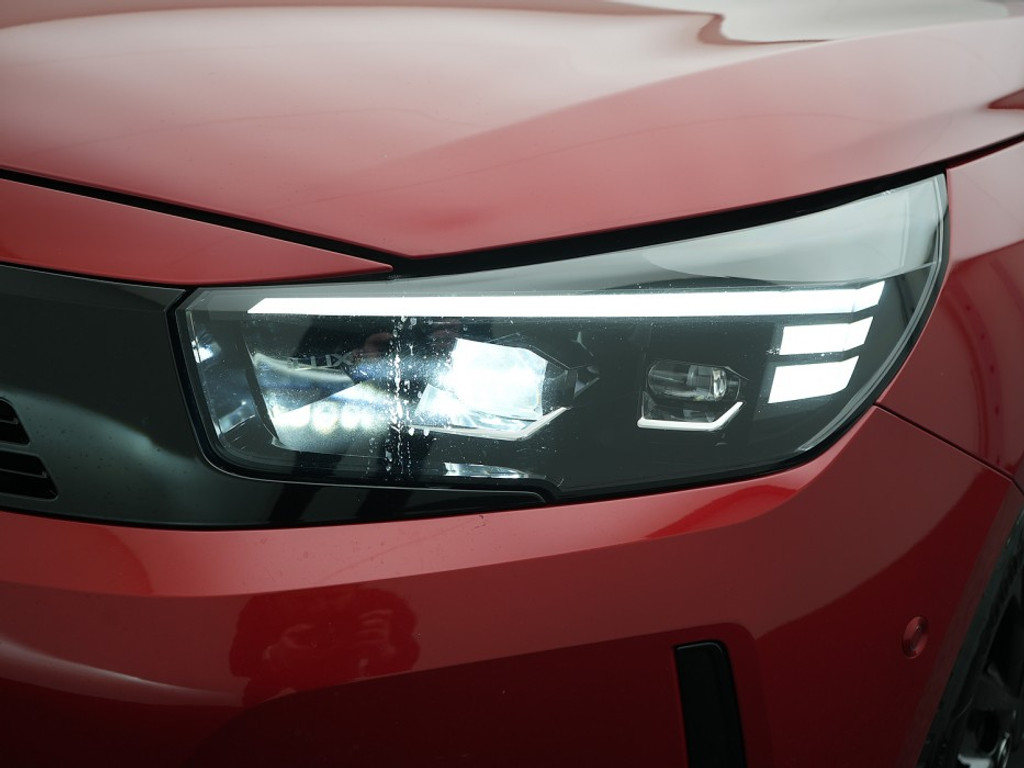 Opel Corsa 1.2 GS Automaat GS Stoel & Stuurverwarming | Adaptief Cruise | Achteruitrijcamera | Navi & Carplay |