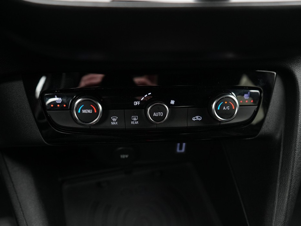 Opel Corsa 1.2 GS Automaat GS Stoel & Stuurverwarming | Adaptief Cruise | Achteruitrijcamera | Navi & Carplay |