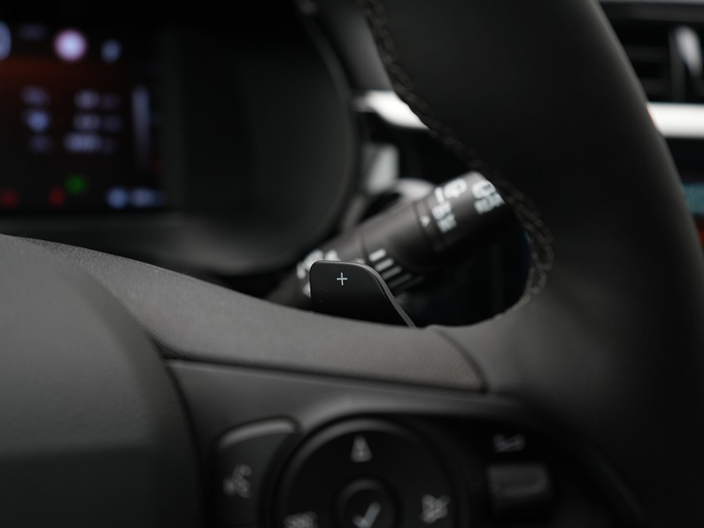 Opel Corsa 1.2 GS Automaat GS Stoel & Stuurverwarming | Adaptief Cruise | Achteruitrijcamera | Navi & Carplay |