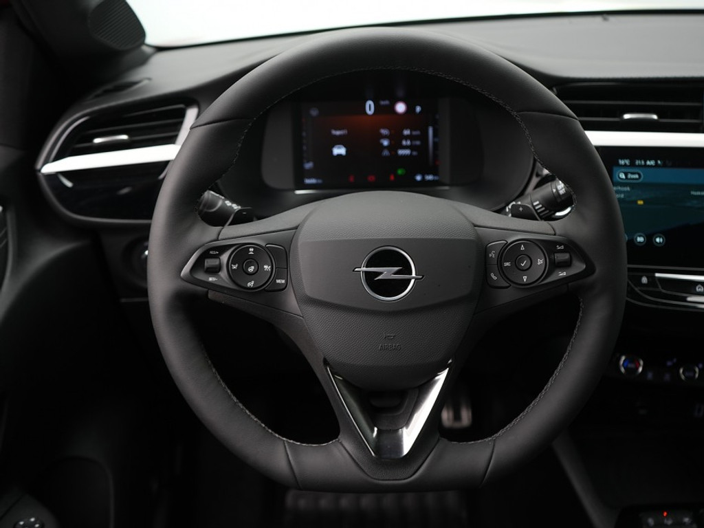 Opel Corsa 1.2 GS Automaat GS Stoel & Stuurverwarming | Adaptief Cruise | Achteruitrijcamera | Navi & Carplay |