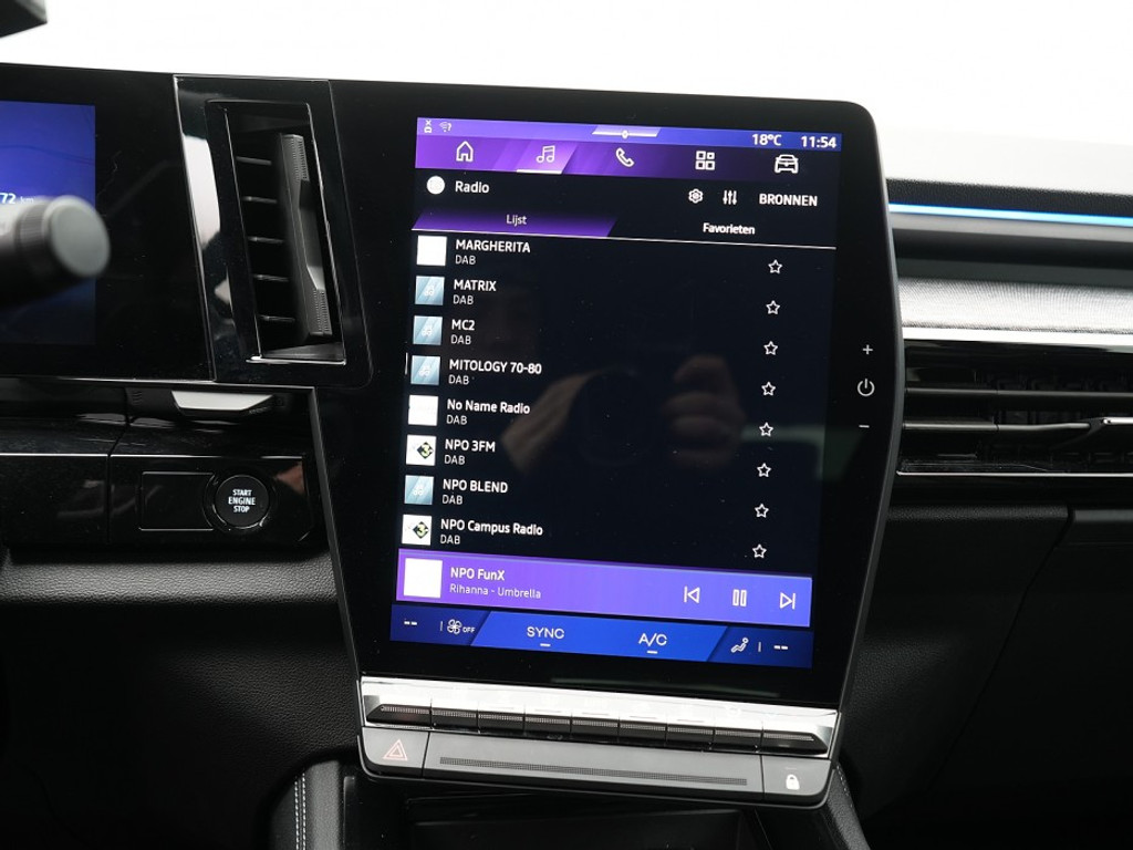 Renault Austral Techno E-Tech Hybrid Navi & Carplay | El. Achterklep | 360 Camera | Adaptief Cruise |