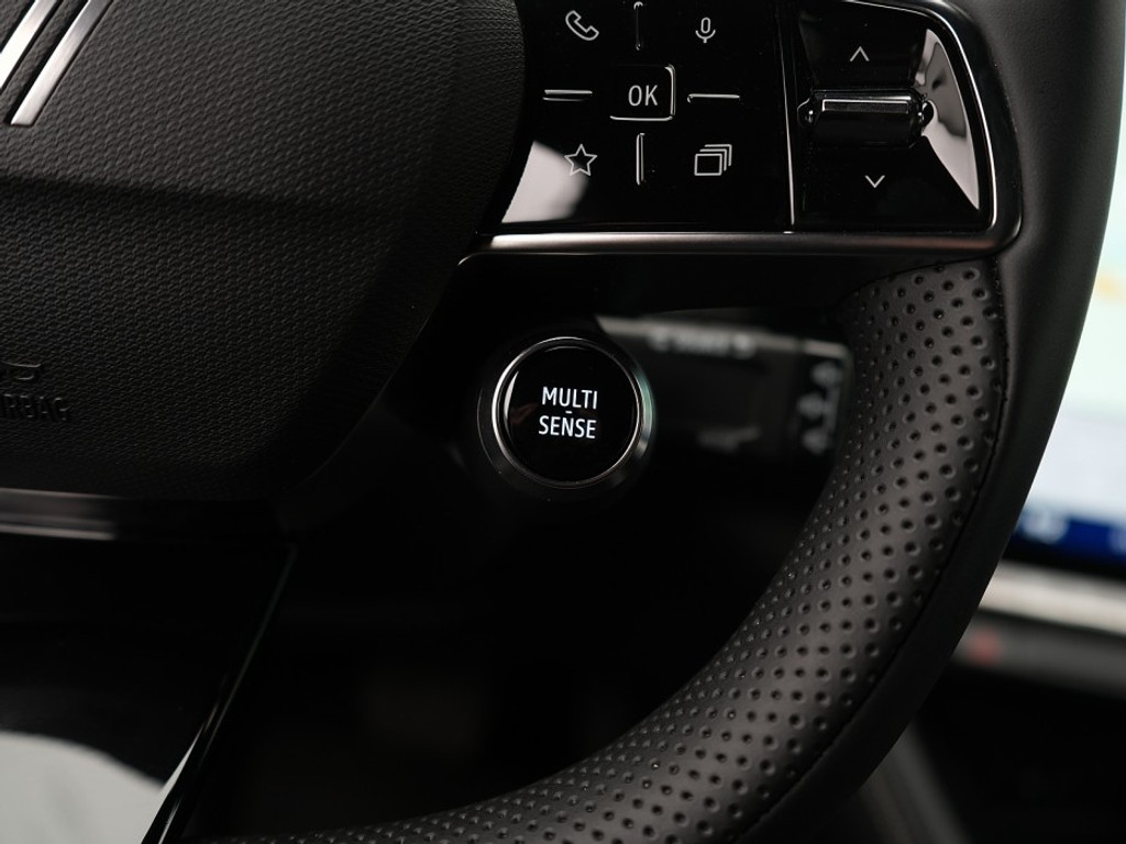 Renault Austral Techno E-Tech Hybrid Navi & Carplay | El. Achterklep | 360 Camera | Adaptief Cruise |