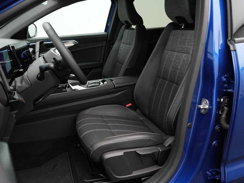 Renault Austral Techno E-Tech Hybrid Navi & Carplay | El. Achterklep | 360 Camera | Adaptief Cruise |