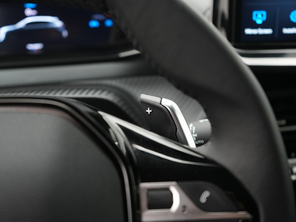 Peugeot 208 1.2 Hybrid Allure Automaat Carplay | Climate | Cruise | PDC | Full Led | LM-Velgen |