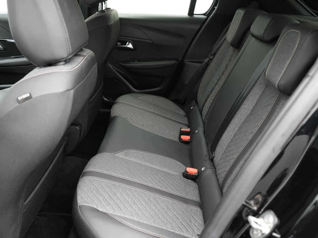 Peugeot 208 1.2 Hybrid Allure Automaat Carplay | Climate | Cruise | PDC | Full Led | LM-Velgen |