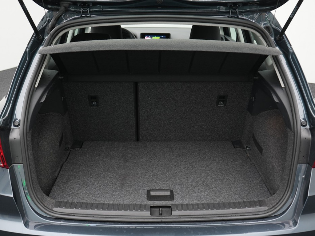 SEAT Arona 1.0 TSI Style Navi & Carplay | Cruise | Climate | LM-Velgen | Lane Assist | El. Spiegels & Ramen |