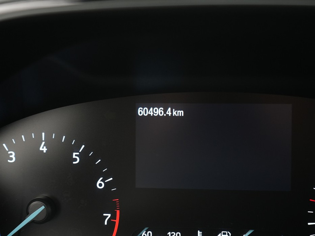 Ford FOCUS Wagon ST-Line Stoel & Stuurverwarming | Achteruitrijcamera | Adaptief Cruise | Navi & Carplay |