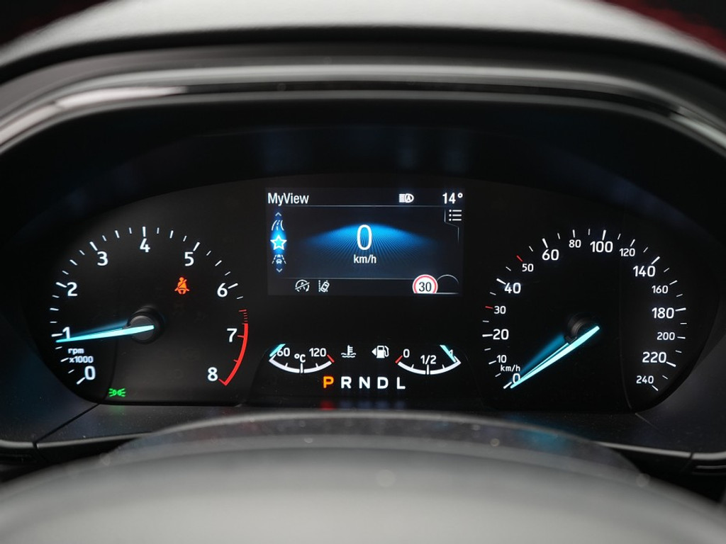 Ford FOCUS Wagon ST-Line Stoel & Stuurverwarming | Achteruitrijcamera | Adaptief Cruise | Navi & Carplay |