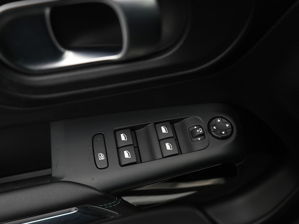 Citroën C5 Aircross Shine Pack Hybrid Lederen Bekleding | El. Stoelen | Camera | Stoelverwarming | Navi & Carplay |