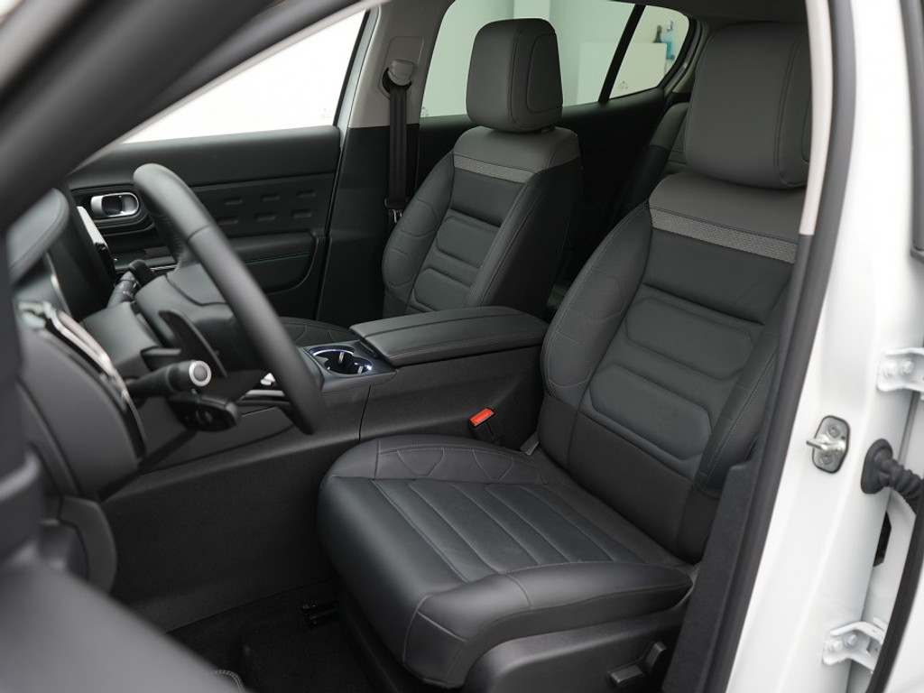 Citroën C5 Aircross Shine Pack Hybrid Lederen Bekleding | El. Stoelen | Camera | Stoelverwarming | Navi & Carplay |