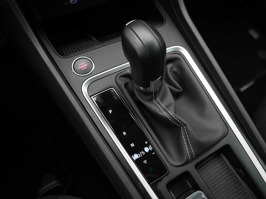 SEAT Ateca Style 1.5 TSI DSG Stoel & Stuurverwarming | Adaptief Cruise | Climate | Achteruitrijcamera |