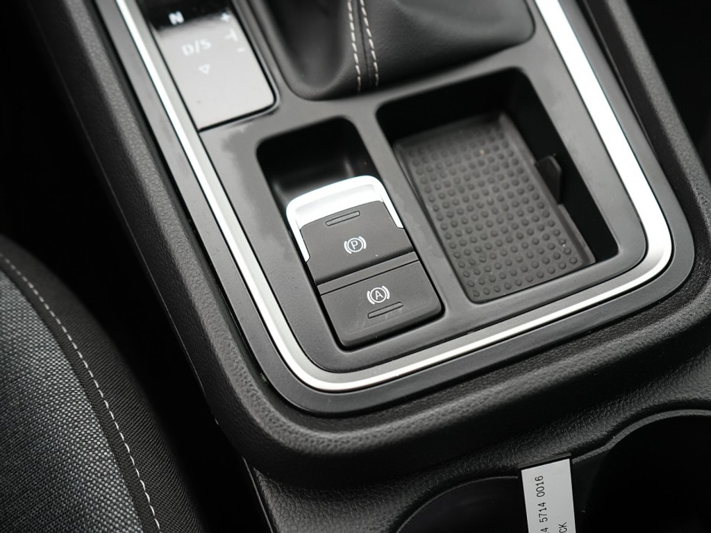 SEAT Ateca Style 1.5 TSI DSG Stoel & Stuurverwarming | Adaptief Cruise | Climate | Achteruitrijcamera |