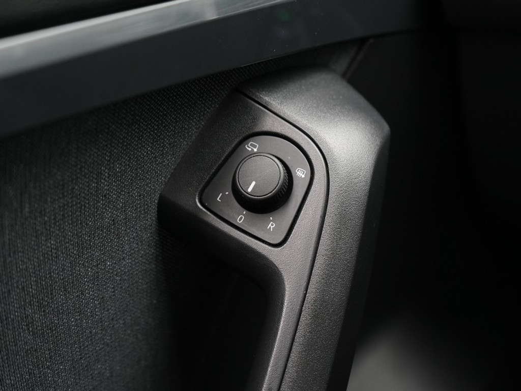 SEAT Ateca Style 1.5 TSI DSG Stoel & Stuurverwarming | Adaptief Cruise | Climate | Achteruitrijcamera |