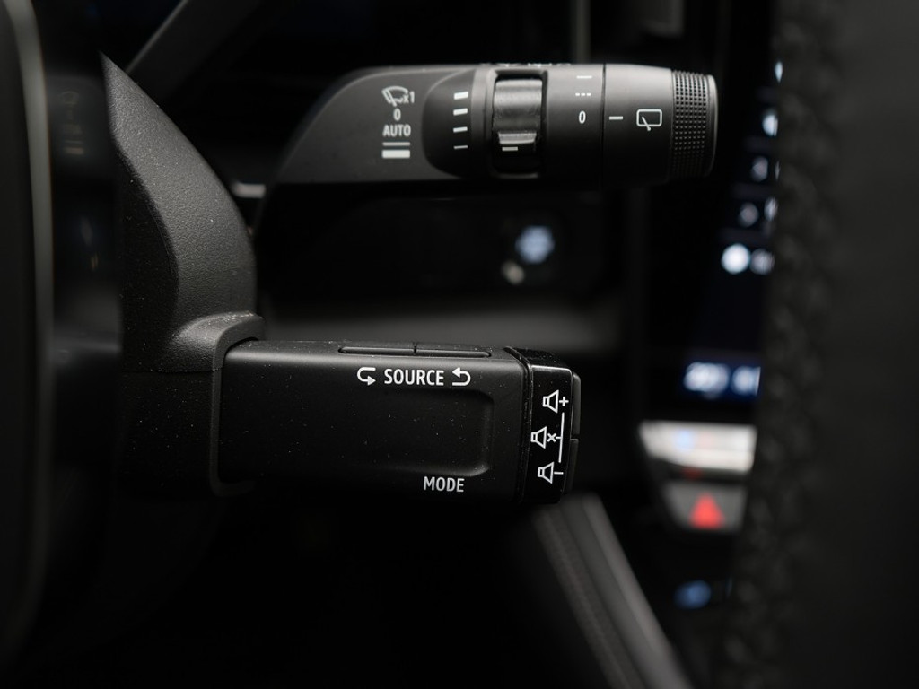 Renault Espace Techno E-Tech Hybrid 7 Pers | Glazendak | Navi & Carplay | Adaptief Cruise | 360 Camera |