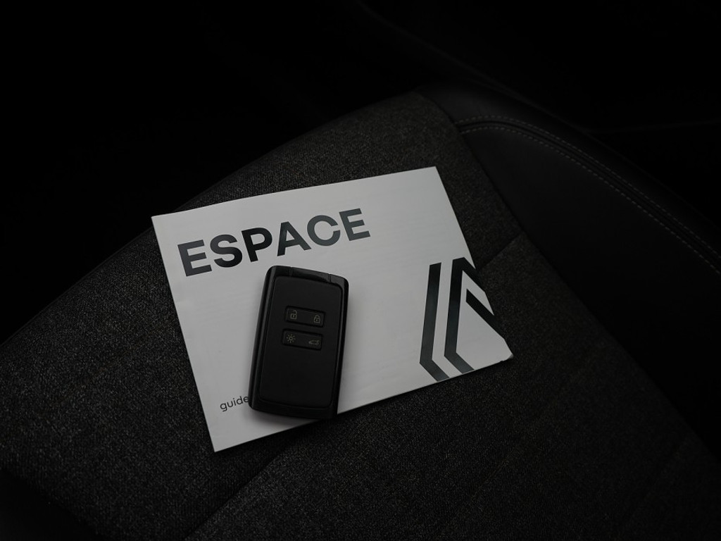 Renault Espace Techno E-Tech Hybrid 7 Pers | Glazendak | Navi & Carplay | Adaptief Cruise | 360 Camera |
