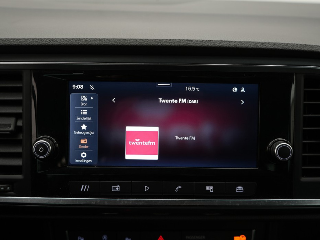 SEAT Ateca Style 1.5 TSI DSG Stoel & Stuurverwarming | Adaptief Cruise | Climate | Achteruitrijcamera |