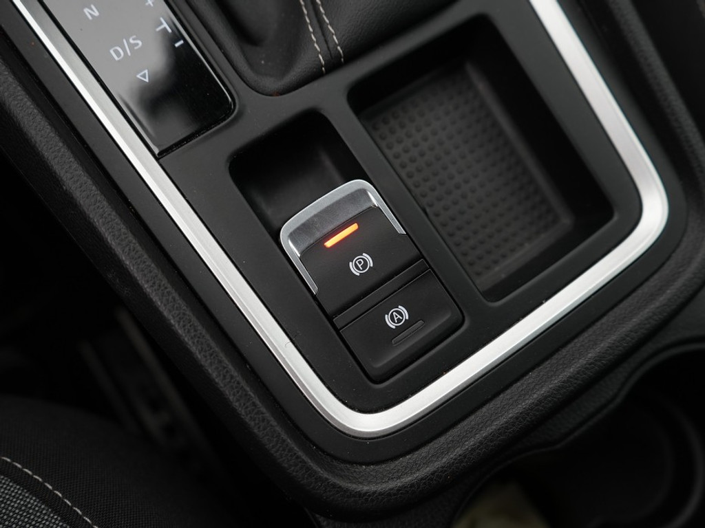 SEAT Ateca Style 1.5 TSI DSG Stoel & Stuurverwarming | Adaptief Cruise | Climate | Achteruitrijcamera |