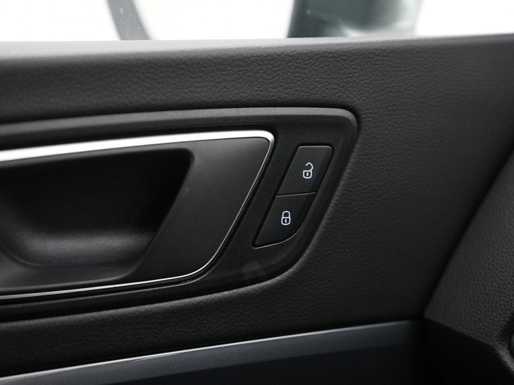 SEAT Ateca Style 1.5 TSI DSG Stoel & Stuurverwarming | Adaptief Cruise | Climate | Achteruitrijcamera |