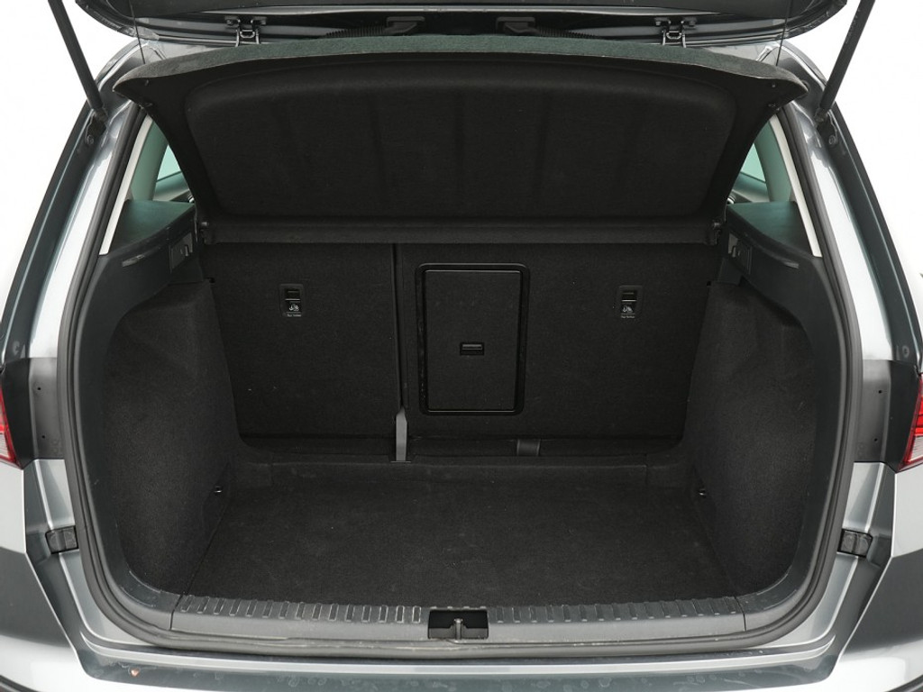 SEAT Ateca Style 1.5 TSI DSG Stoel & Stuurverwarming | Adaptief Cruise | Climate | Achteruitrijcamera |