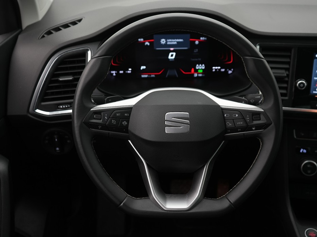 SEAT Ateca Style 1.5 TSI DSG Stoel & Stuurverwarming | Adaptief Cruise | Climate | Achteruitrijcamera |