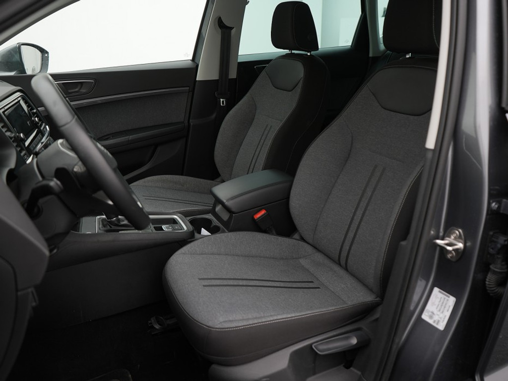SEAT Ateca Style 1.5 TSI DSG Stoel & Stuurverwarming | Adaptief Cruise | Climate | Achteruitrijcamera |