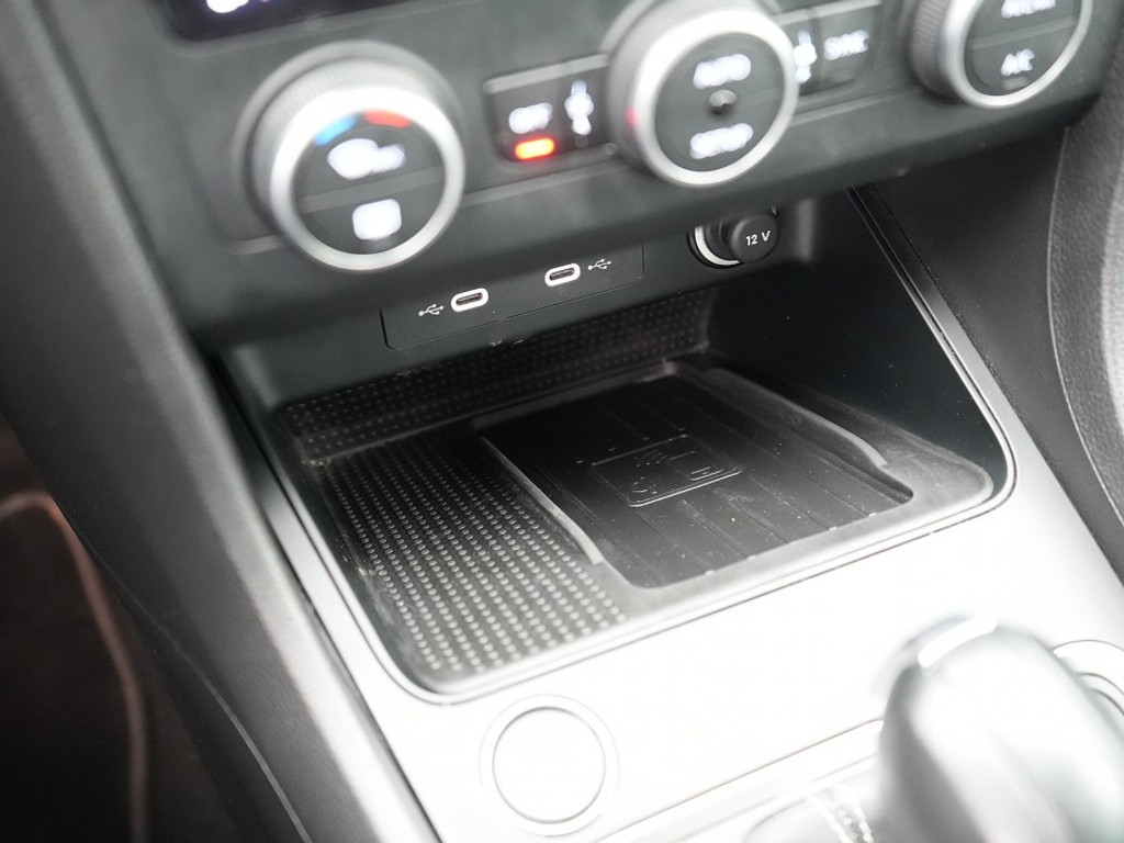 SEAT Ateca Style 1.5 TSI DSG Stoel & Stuurverwarming | Adaptief Cruise | Climate | Achteruitrijcamera |