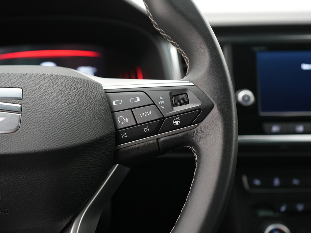 SEAT Ateca Style 1.5 TSI DSG Stoel & Stuurverwarming | Adaptief Cruise | Climate | Achteruitrijcamera |