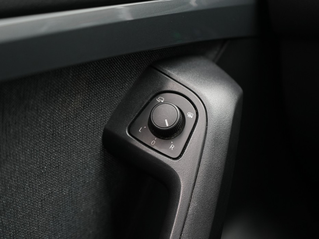 SEAT Ateca Style 1.5 TSI DSG Stoel & Stuurverwarming | Adaptief Cruise | Climate | Achteruitrijcamera |