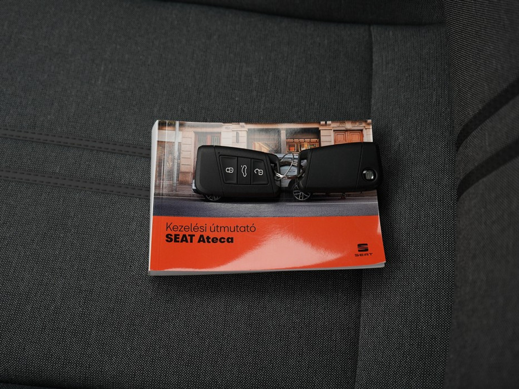 SEAT Ateca Style 1.5 TSI DSG Stoel & Stuurverwarming | Adaptief Cruise | Climate | Achteruitrijcamera |