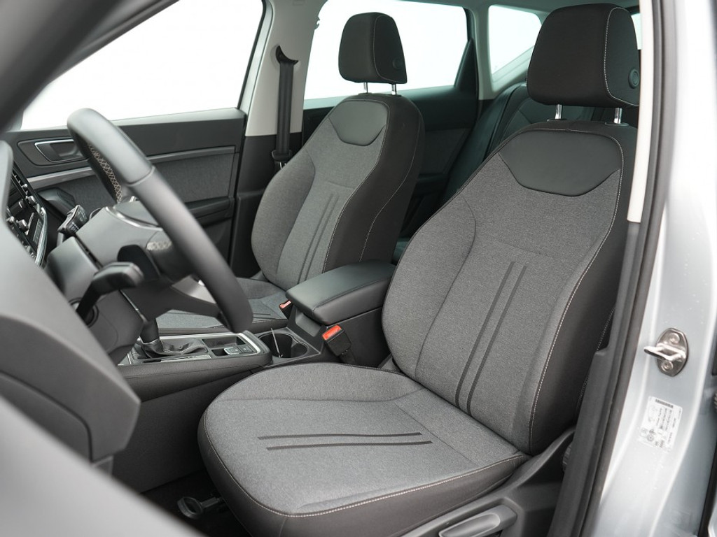 SEAT Ateca Style 1.5 TSI DSG Stoel & Stuurverwarming | Adaptief Cruise | Climate | Achteruitrijcamera |