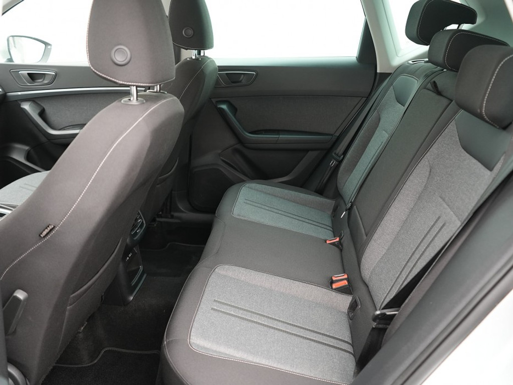 SEAT Ateca Style 1.5 TSI DSG Stoel & Stuurverwarming | Adaptief Cruise | Climate | Achteruitrijcamera |