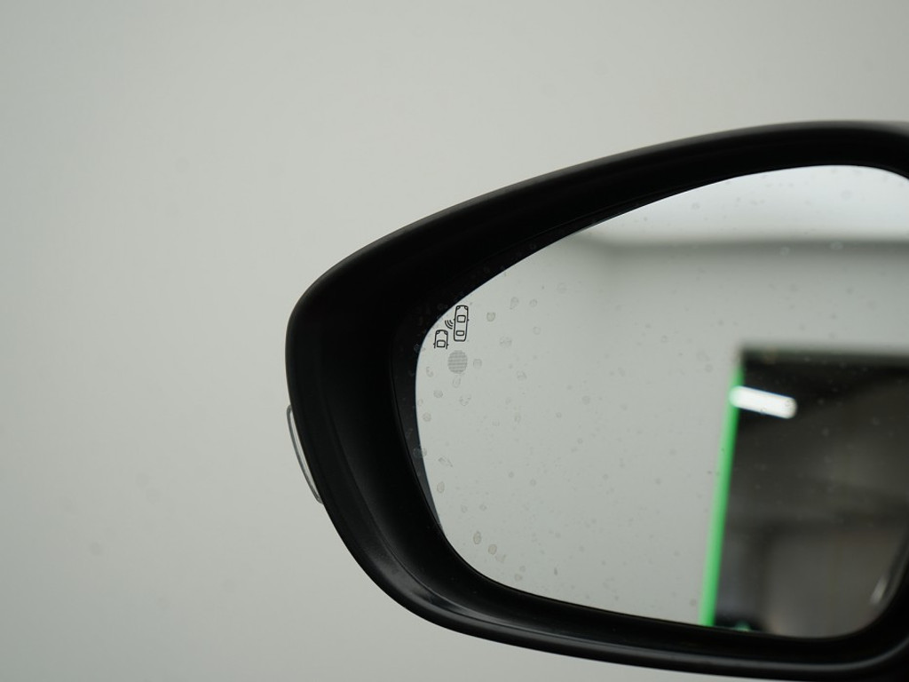 Citroën C4 Picasso 1.6 e-THP Exclusive Navi | Climate | Massage Stoelen | El. Achterklep | LM-Velgen |