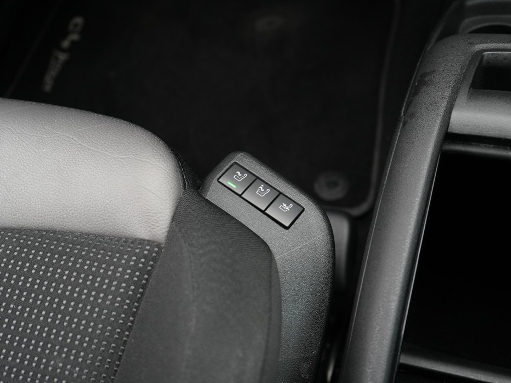 Citroën C4 Picasso 1.6 e-THP Exclusive Navi | Climate | Massage Stoelen | El. Achterklep | LM-Velgen |