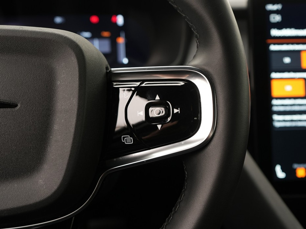 Polestar 2 Long Range Single Motor 78 kWh Carplay | Stoelverwarming | El. Stoelen & Achterklep | 360 Camera |