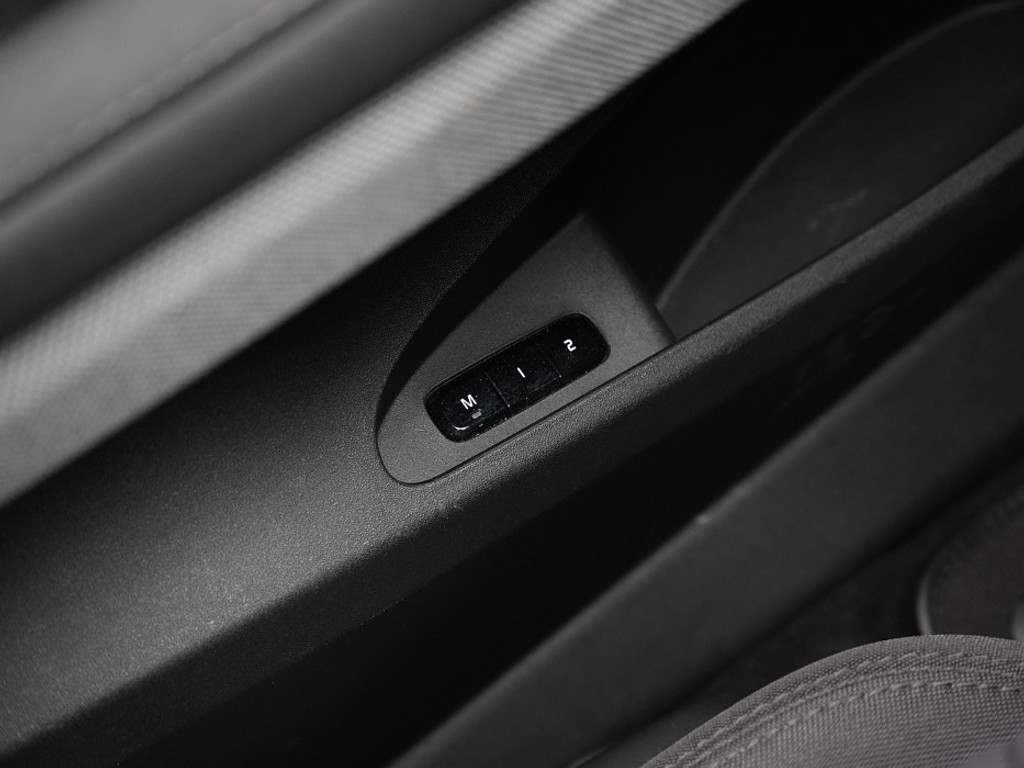 Polestar 2 Long Range Single Motor 78 kWh Carplay | Stoelverwarming | El. Stoelen & Achterklep | 360 Camera |