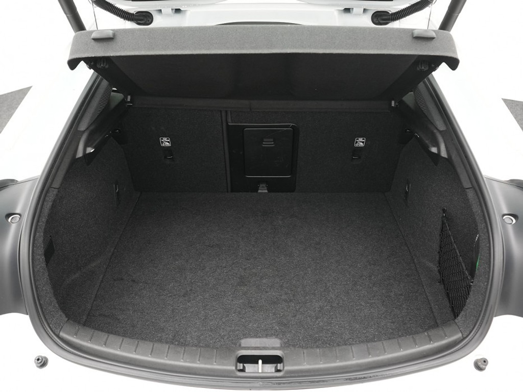 Polestar 2 Long Range Single Motor 78 kWh Carplay | Stoelverwarming | El. Stoelen & Achterklep | 360 Camera |