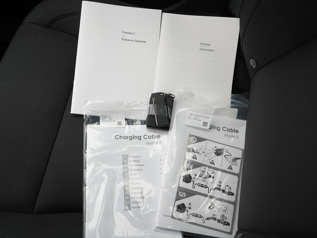 Polestar 2 Long Range Single Motor 78 kWh Carplay | Stoelverwarming | El. Stoelen & Achterklep | 360 Camera |