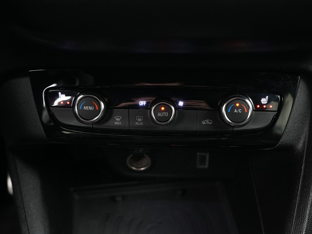 Opel Corsa 1.2 GS Stoel & Stuurverwarming | Adaptief Cruise | Achteruitrijcamera | Navi & Carplay |