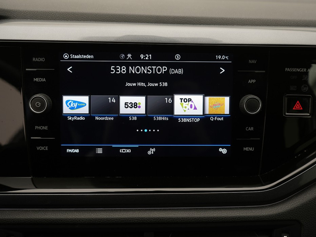 Volkswagen Polo 1.0 TSI Style IQ Light | Adaptief Cruise | Achteruitrijcamera | Navi & Carplay | Climate |