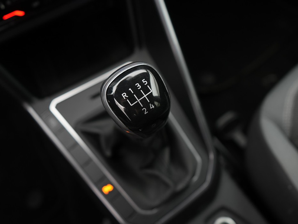 Volkswagen Polo 1.0 TSI Style IQ Light | Adaptief Cruise | Achteruitrijcamera | Navi & Carplay | Climate |